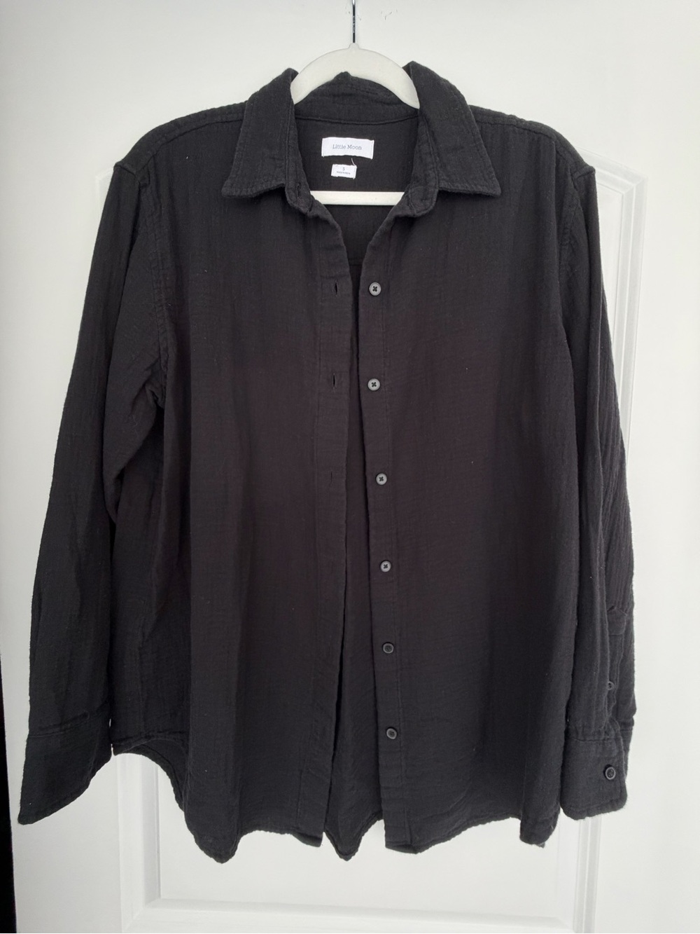 Aritzia Little Moon Black Oversized Crinkle Cotton Gauze Button Up - Small